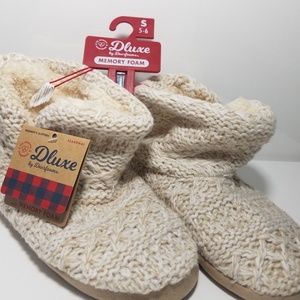 Dearfoam Knit Bootie Slippers